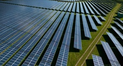 Großes Interesse an Ausschreibung für Solaranlagen - Habeck: Stromkosten sinken
