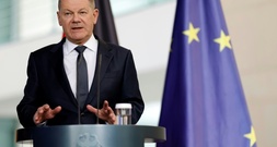 Bundeskanzler Scholz fordert schrittweise Mindestlohnerhöhung auf 15 Euro