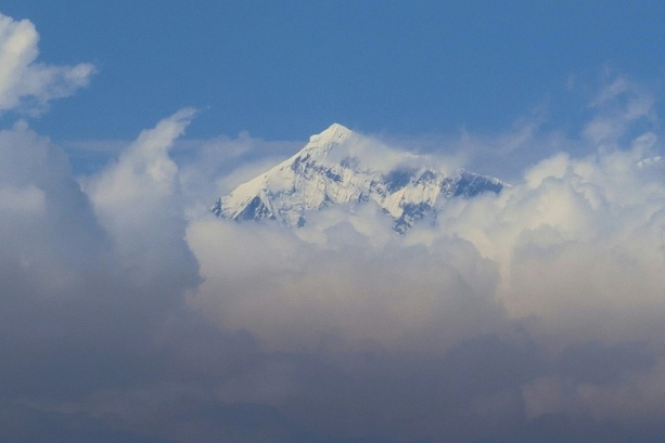 Bild vergrößern: Kenianischer Bergsteiger stirbt am Mount Everest