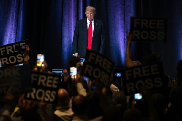 Bild vergrößern: Ex-US-Präsident Trump will Silk-Road-Gründer  Ulbricht begnadigen