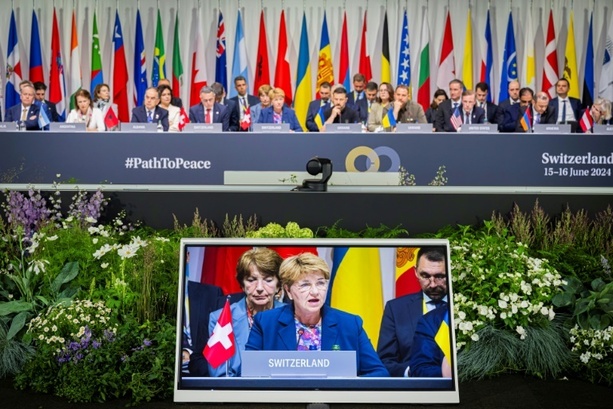 Bild vergrößern: Ukraine-Konferenz in der Schweiz umreißt Grundlinien für mögliche Friedensgespräche