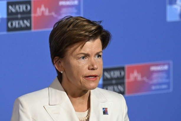 Bild vergrößern: Baerbock empfängt lettische Außenministerin Braze in Berlin