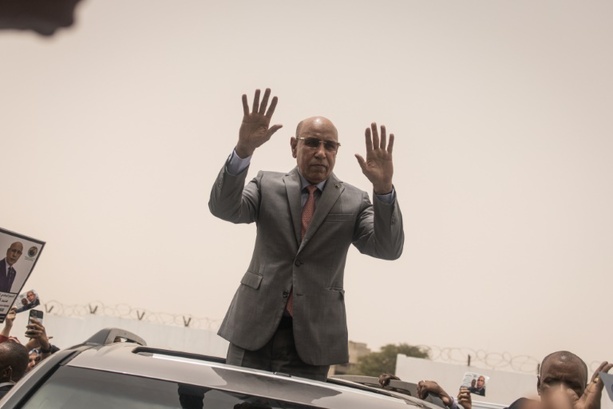 Bild vergrößern: Mauretaniens Präsident Ghazouani bei Wahl im Amt bestätigt