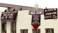 Pro-palästinensische Aktivisten protestieren auf Dach von australischem Parlament