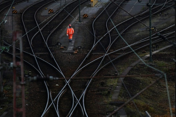 Bild vergrößern: Bericht: Deutsche Bahn erwägt massive Einsparungen bei Digitalisierung