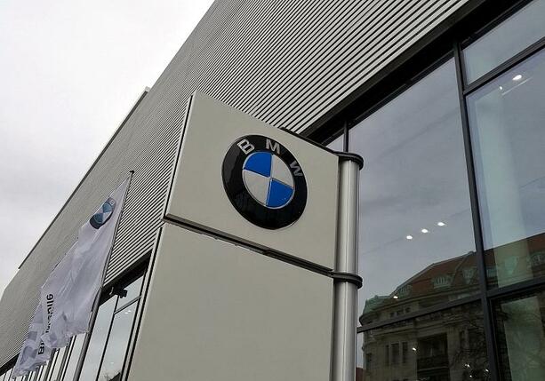 Bild vergrößern: Bericht: BMW und VW wollen sich an Zollverfahren der EU beteiligen