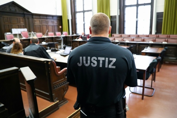 Bild vergrößern: Prozess um Straftaten der Drogenmafia: Bis zu neuneinhalb Jahre Haft in Hamburg