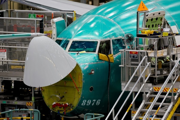 Bild vergrößern: Zehntausende Boeing-Mitarbeiter stimmen über Streik ab