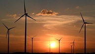 Ausbau von Windenergieanlagen stockt - aber rasanter Anstieg bei Neugenehmigungen