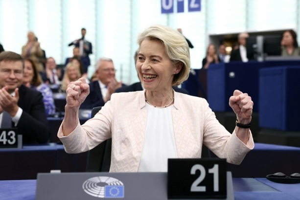 Bild vergrößern: EU-Parlament wählt von der Leyen erneut zur Kommissionspräsidentin