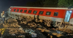 Mindestens zwei Tote bei Zugunglück im Norden Indiens