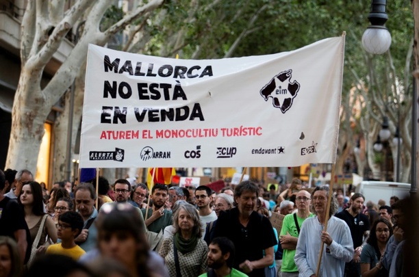 Bild vergrößern: Grüne halten Proteste auf Mallorca gegen Massentourismus für berechtigt