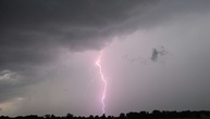 Deutscher Wetterdienst warnt vor schweren Gewittern und Starkregen
