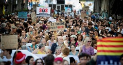 20.000 protestieren in Mallorca gegen Massentourismus