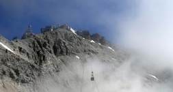 Unwetter auf Gipfel der Zugspitze: 18-Jähriger von Blitz erschlagen