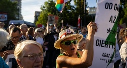 Tausende demonstrieren in Polen für Liberalisierung des Abtreibungsrechts