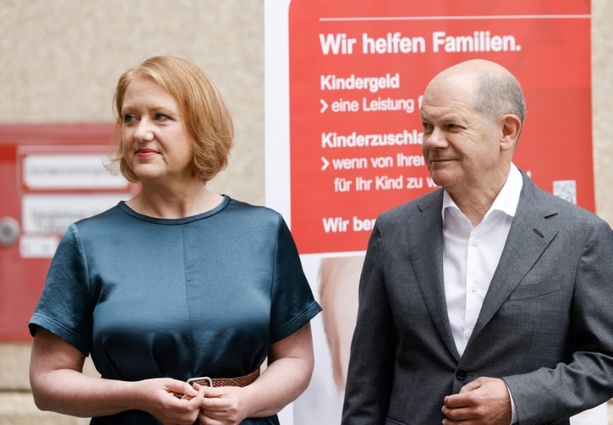 Bild vergrößern: Scholz: Zweiter Schritt bei Kindergrundsicherung nicht mehr vor der Bundestagswahl