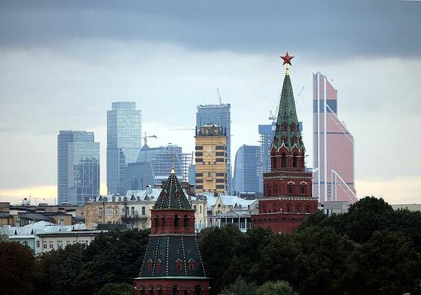 Bild vergrößern: EU gibt Zinserlöse aus russischen Vermögen für Ukraine frei