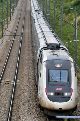 Bild vergrößern: Nach Bahn-Sabotage in Frankreich: Zugverkehr nach Deutschland wieder weitgehend normal