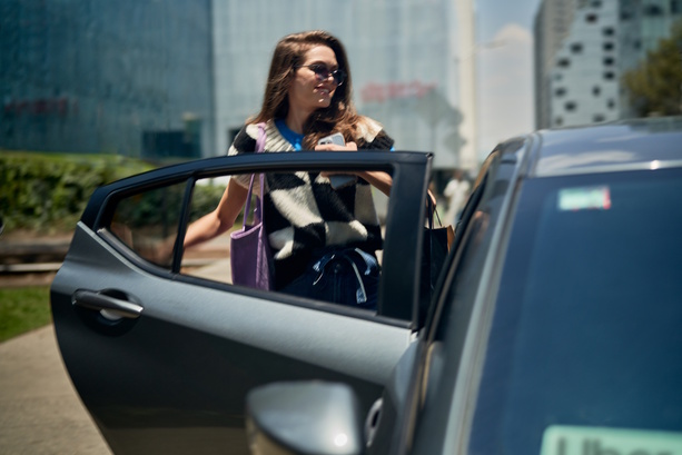 Bild vergr&ouml;&szlig;ern: Studie zu Uber, Freenow und Co.  - Rein in die Gewinnzone 