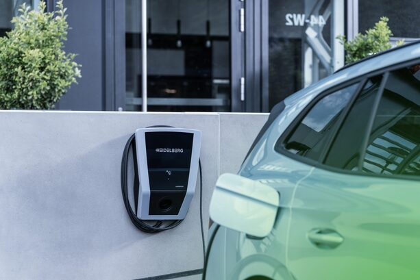 Bild vergrößern: Auto-Kaufpläne - Deutsche E-Auto-Skepsis gewachsen Bild vergrößern: Auto-Kaufpläne - Deutsche E-Auto-Skepsis gewachsen