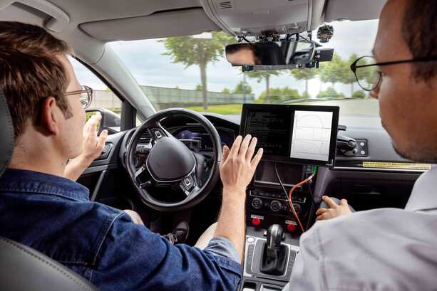 Bild vergrößern: Autonomes Fahren - Waymo mit Kilometer-Vorsprung Bild vergrößern: Autonomes Fahren - Waymo mit Kilometer-Vorsprung