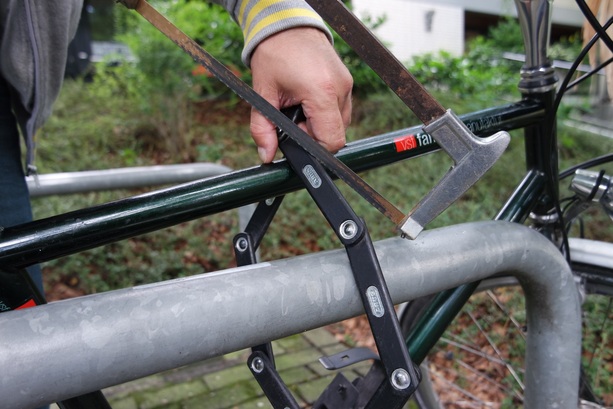 Bild vergrößern: Stiftung Warentest prüft Fahrradschlösser - Nur eines mit „sehr gut“ Bild vergrößern: Stiftung Warentest prüft Fahrradschlösser - Nur eines mit „sehr gut“