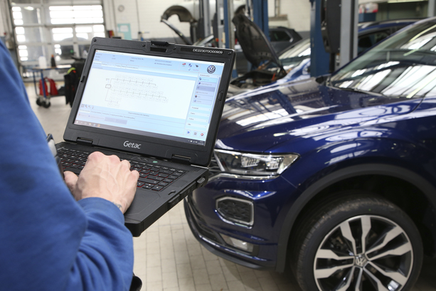 Bild vergrößern: Probleme mit Infotainment und Co. - Junge Autos oft mit Software-Schwächen Bild vergrößern: Probleme mit Infotainment und Co. - Junge Autos oft mit Software-Schwächen