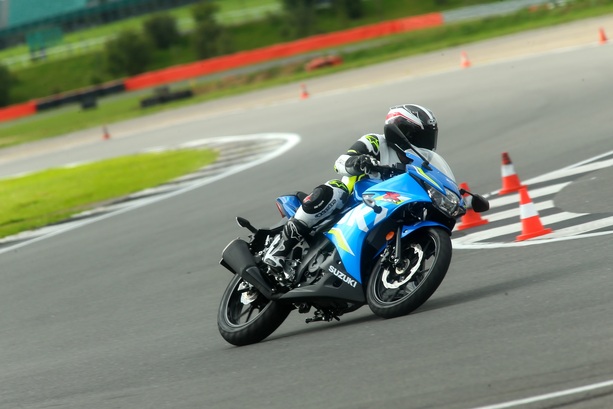 Bild vergrößern: Nordschleife Touristenfahrt - Letzte Runde für Biker Bild vergrößern: Nordschleife Touristenfahrt - Letzte Runde für Biker