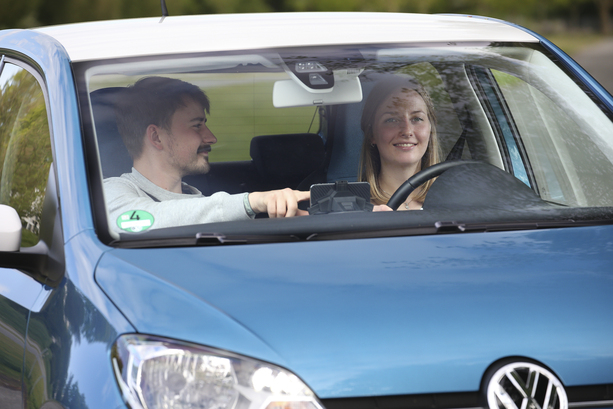 Bild vergrößern: Führerscheinprüfungen - Theorie bleibt eine hohe Hürde