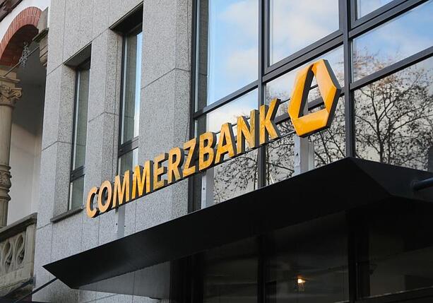 Bild vergr&ouml;&szlig;ern: Commerzbank will mehr Rüstungsprojekte finanzieren
