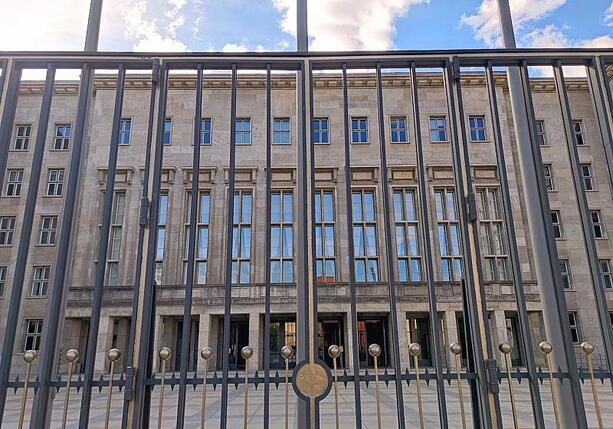 Bild vergr&ouml;&szlig;ern: Steuereinnahmen legen im Februar erneut kräftig zu