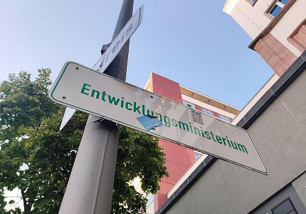 Bild vergr&ouml;&szlig;ern: Lammert und Altmaier warnen vor Kürzung von Entwicklungshilfe