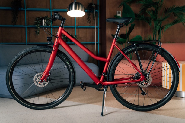 Bildergalerie: E-Bike Ampler Nova und Nova Pro - Das Handy-Ladegerät reicht Bildergalerie: E-Bike Ampler Nova und Nova Pro - Das Handy-Ladegerät reicht