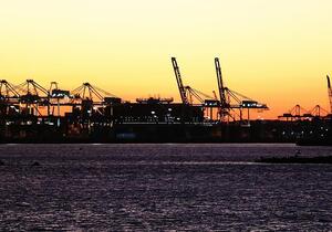 Commerzbank: Trump könnte zur Gefahr für Weltwirtschaft werden