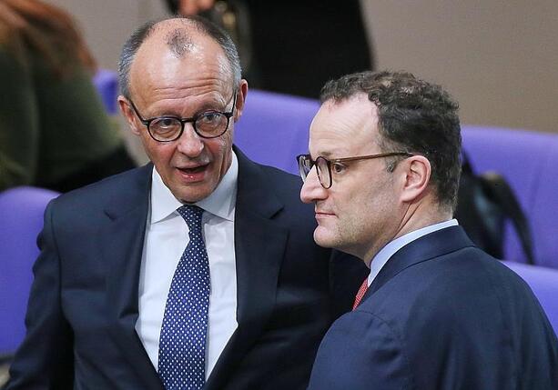 Bild vergrößern: Rufe aus Union nach wichtigem Amt für Spahn werden lauter