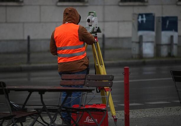 Bild vergrößern: Fachkräftemangel in Ostdeutschland trotz Konjunkturflaute spürbar