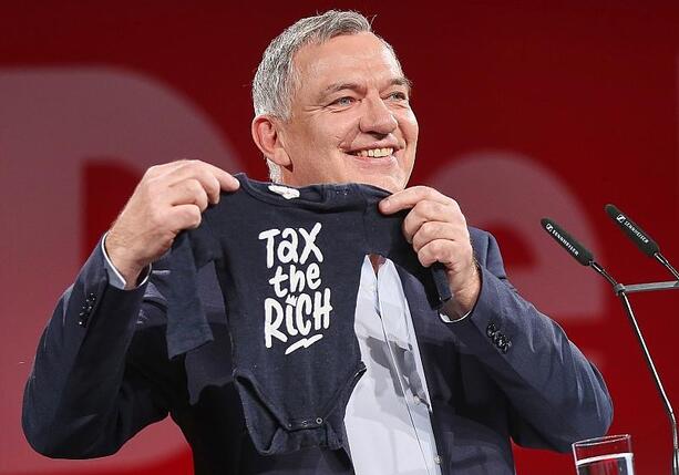 Bild vergr&ouml;&szlig;ern: Linke fordert Volksentscheid über Vermögensteuer