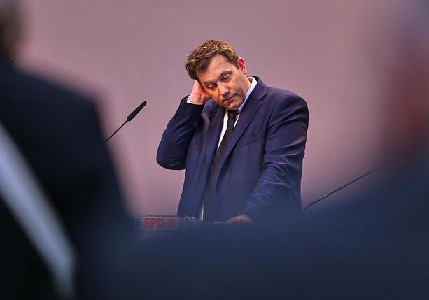 Bild vergr&ouml;&szlig;ern: Klingbeil schließt Steuererhöhungen ausdrücklich nicht aus