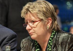 Löhrmann: NRW-Banken sollen NS-Vergangenheit aufarbeiten