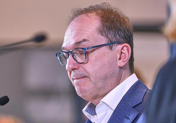 Bild vergrößern: Ex-Justizminister Buschmann bezweifelt Dobrindt-Ankündigungen