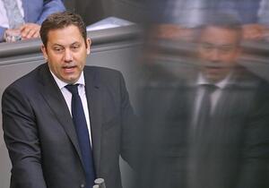 Klingbeil konfrontiert Bundestag mit gesetzgeberischem Kraftakt