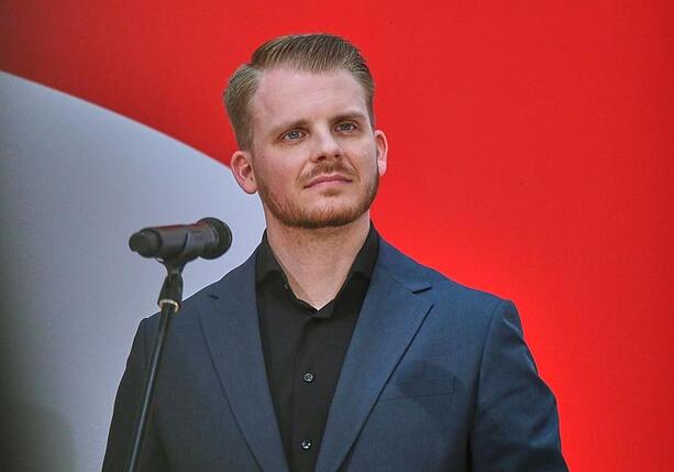 Bild vergr&ouml;&szlig;ern: SPD-Generalsekretär will Übergewinnsteuer diskutieren