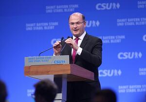 Zölle: Bayerns Finanzminister befürchtet niedrigere Steuereinnahmen