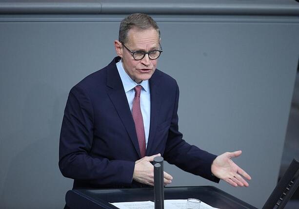 Bild vergrößern: SPD-Politiker beklagen Bedeutungsverlust in der Außenpolitik