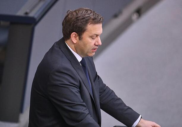 Bild vergr&ouml;&szlig;ern: Länder kritisieren Klingbeil für Steuerpläne