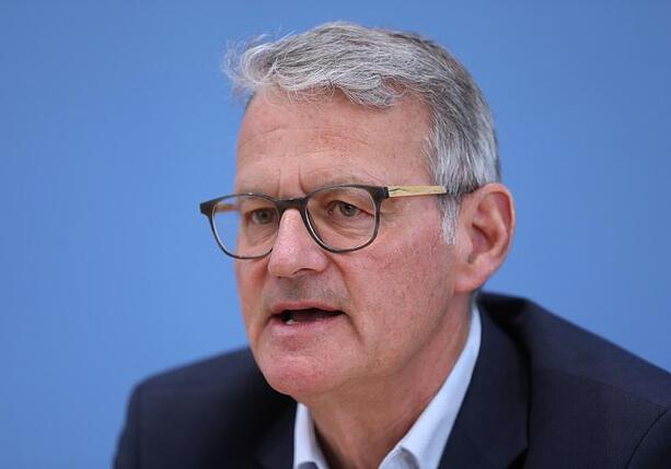 Bild vergrößern: Krankenhäuser pochen auf Soforthilfe noch vor der Sommerpause