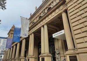 Finanzmarktaufsicht warnt vor Rückschlägen an den Börsen