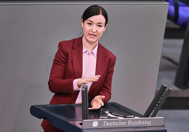 Bild vergr&ouml;&szlig;ern: Grüne sehen Gefahr im Verzug bei Spahns Masken-Affäre