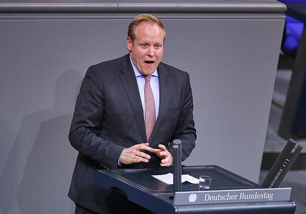 Bild vergr&ouml;&szlig;ern: Kuban wirft Regierung Stromsteuer-Fehler vor